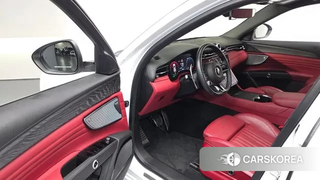 Maserati Grecale 2023 Белый из Кореи, фото 2