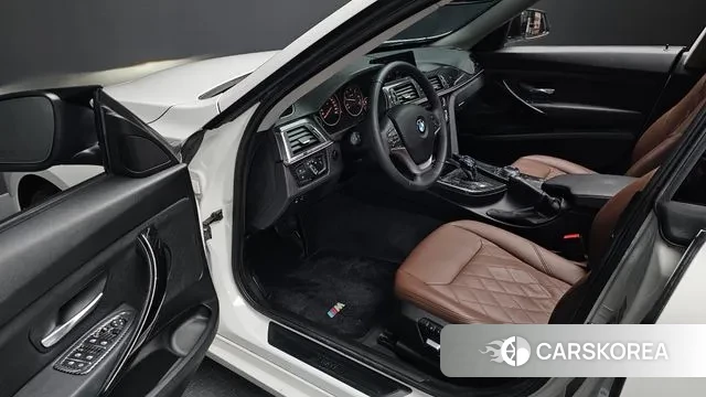 BMW 3 Series GT (F34) 2018 Белый из Кореи, фото 2