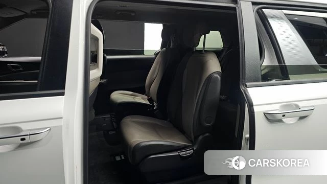 Kia The New Carnival 4th Generation 2024 Белый из Кореи, фото 2