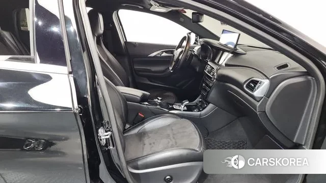 Infiniti Q30 2018 Черный из Кореи, фото 2