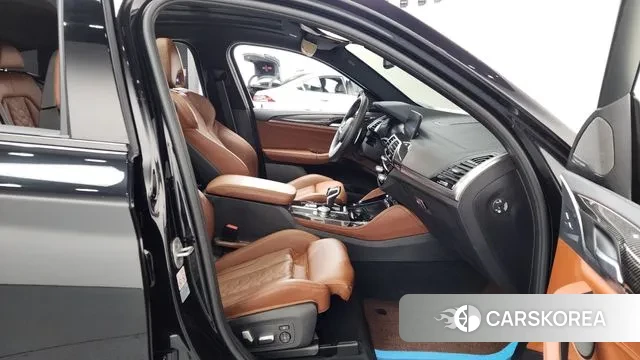 BMW X4M (G02) 2021 Черный из Кореи, фото 2