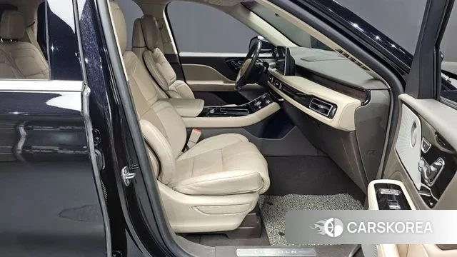 Lincoln Aviator 2nd generation 2021 Черный из Кореи, фото 2