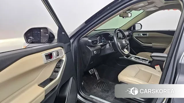 Ford Explorer 6th Generation 2021 Серый из Кореи, фото 2