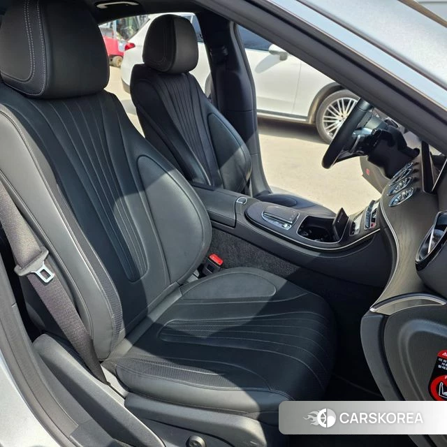 Mercedes-Benz CLS-Class C257 2022 Серебряный из Кореи, фото 2