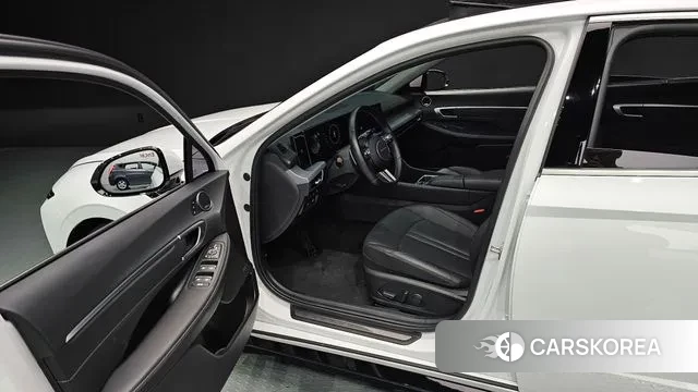 Hyundai Sonata D Edge (DN8) 2023 Белый из Кореи, фото 2