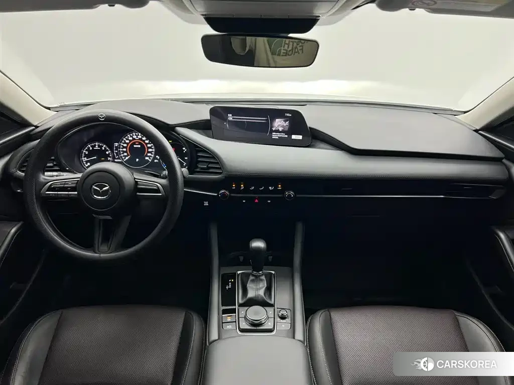 Mazda 3 2023 Белый из Китая, фото 2