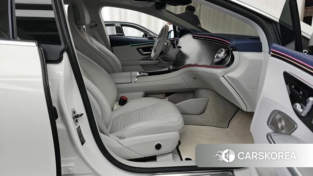 Mercedes-Benz EQE V295 2023 Белый из Кореи, фото 2