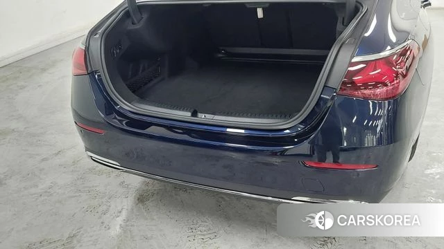 Mercedes-Benz E-Class W214 2025 Синий из Кореи, фото 2