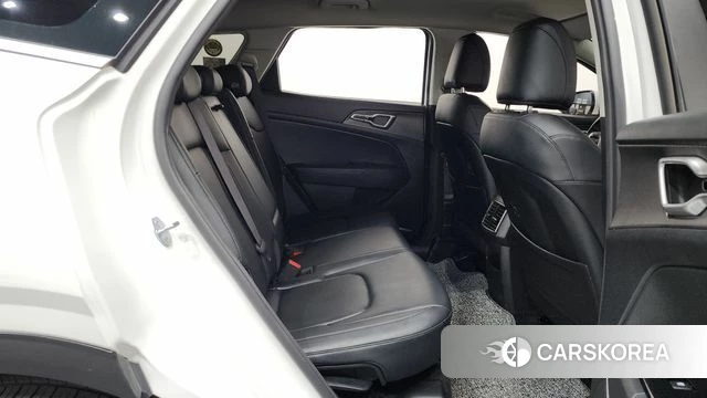 Kia Sportage 5th Generation 2023 Белый из Кореи, фото 2
