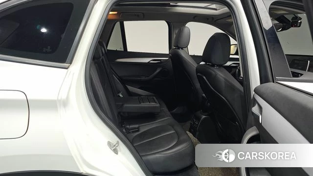 BMW X1 (F48) 2019 Белый из Кореи, фото 2