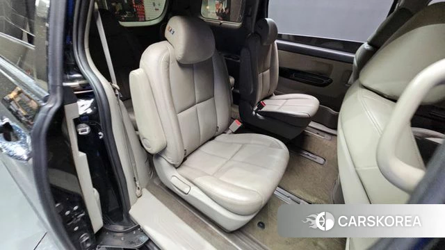 Kia The New Carnival 2018 Черный из Кореи, фото 2