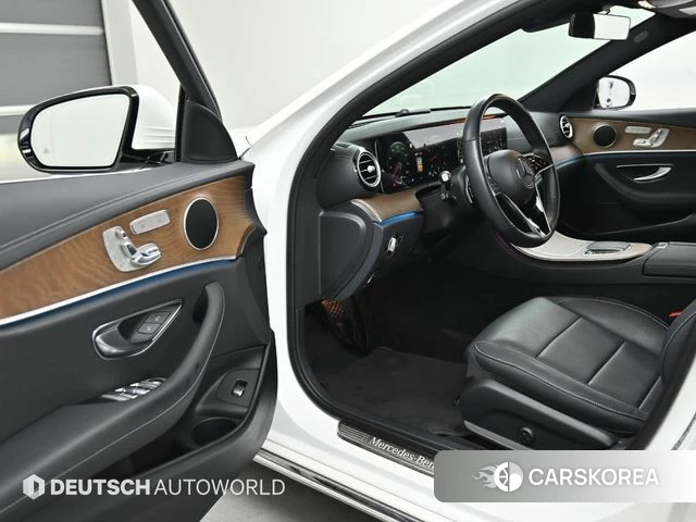 Mercedes-Benz E-Class W213 2020 Белый из Кореи, фото 2