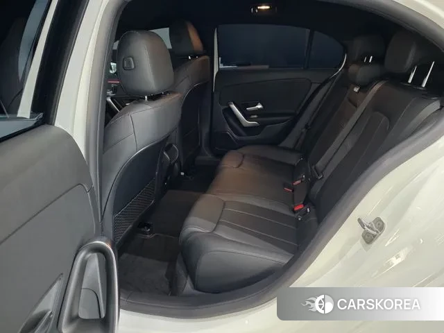 Mercedes-Benz A-Class W177 2024 Белый из Кореи, фото 2