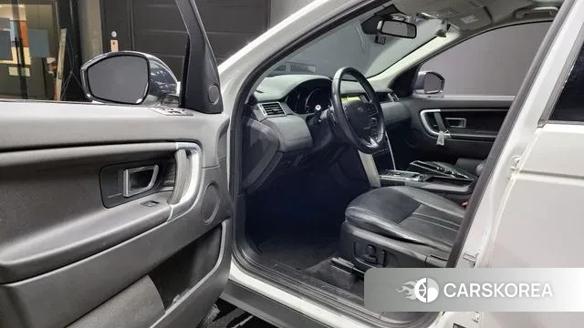 Land Rover Discovery Sports 2018 Белый из Кореи, фото 2