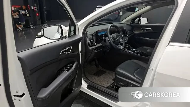 Kia Sportage 5th Generation 2022 Белый из Кореи, фото 2