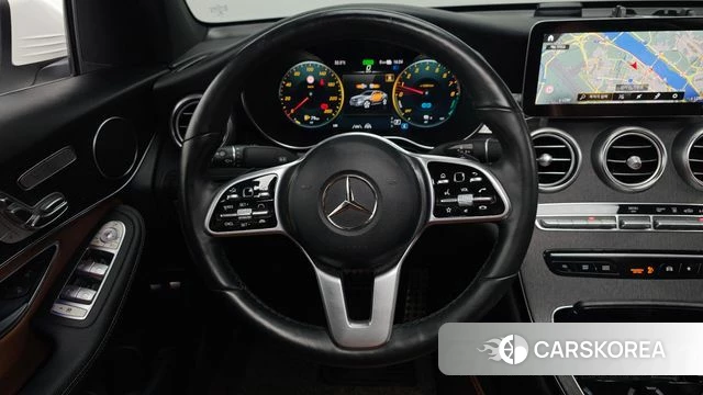 Mercedes-Benz GLC-Class X253 2021 Белый из Кореи, фото 2