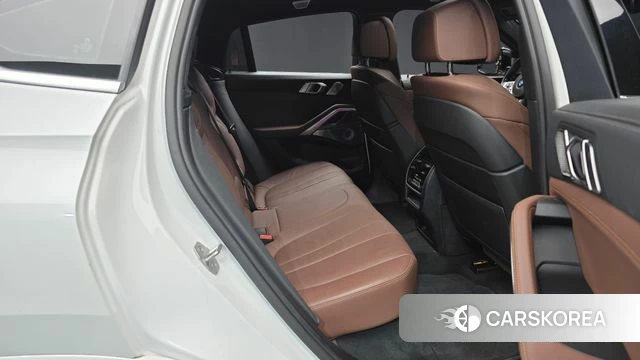 BMW X6 (G06) 2021 Белый из Кореи, фото 2