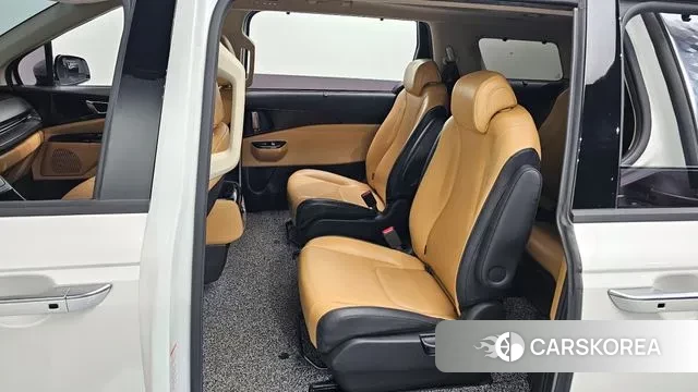 Kia Carnival 4th generation 2020 Белый из Кореи, фото 2