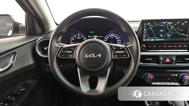 Kia The New K3 2nd generation 2021 Белый из Кореи, фото 2