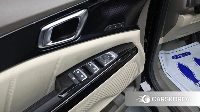 Kia Carnival 4th generation 2021 Черный из Кореи, фото 2