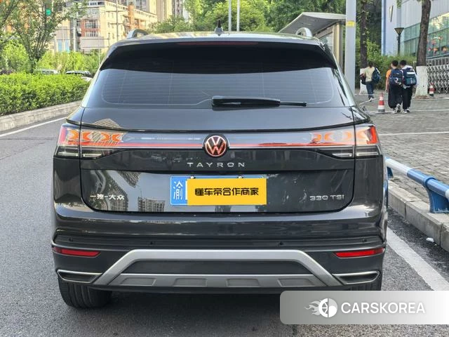 Volkswagen Tanyue 2023 Темно-серый из Китая, фото 2
