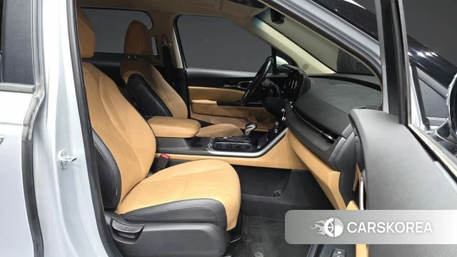 Kia Carnival 4th generation 2021 Серебряный из Кореи, фото 2