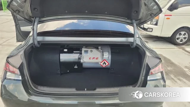 Hyundai Avante (CN7) 2021 Серый из Кореи, фото 2