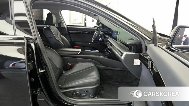 Hyundai Grandeur Hybrid (GN7) 2023 Черный из Кореи, фото 2