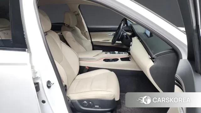 Genesis GV70 2021 Белый из Кореи, фото 2