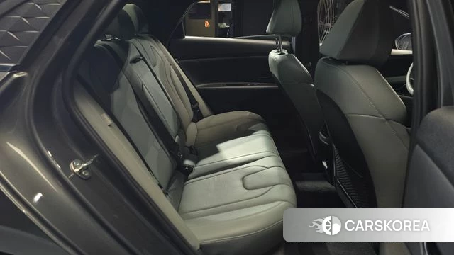 Hyundai The New Avante (CN7) 2023 Серый из Кореи, фото 2