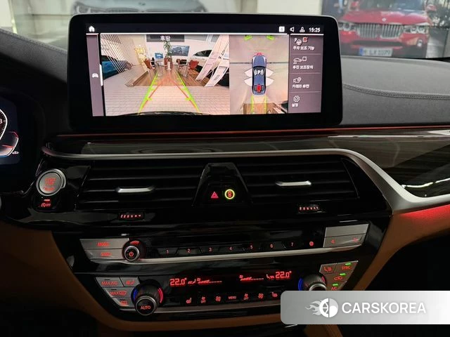 BMW 5 Series (G30) 2021 Черный из Кореи, фото 2