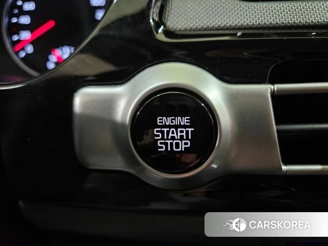 Kia Seltos 2019 Белый из Кореи, фото 2