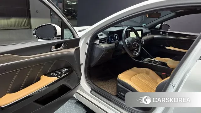 Kia K5 Hybrid 3rd Generation 2022 Белый из Кореи, фото 2