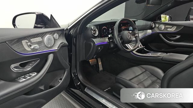 Mercedes-Benz E-Class W213 2021 Черный из Кореи, фото 2