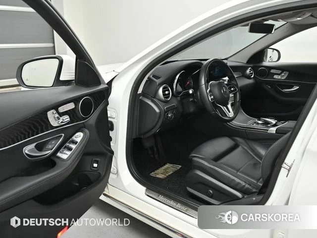 Mercedes-Benz C-Class W205 2019 Белый из Кореи, фото 2