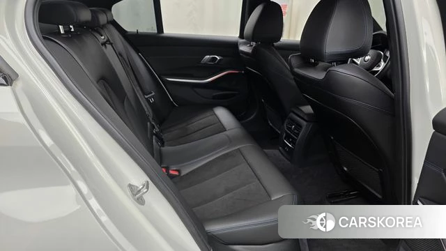 BMW 3 Series (G20) 2022 Белый из Кореи, фото 2