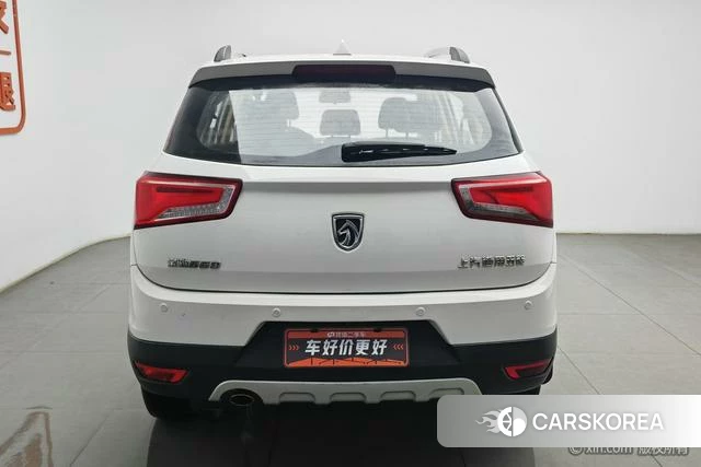 Baojun 560 2018 Белый из Китая, фото 2