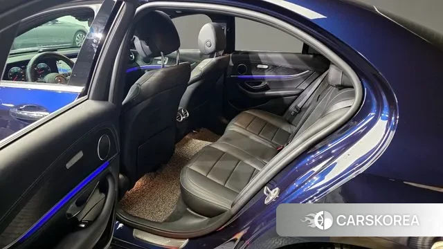 Mercedes-Benz E-Class W213 2020 Синий из Кореи, фото 2