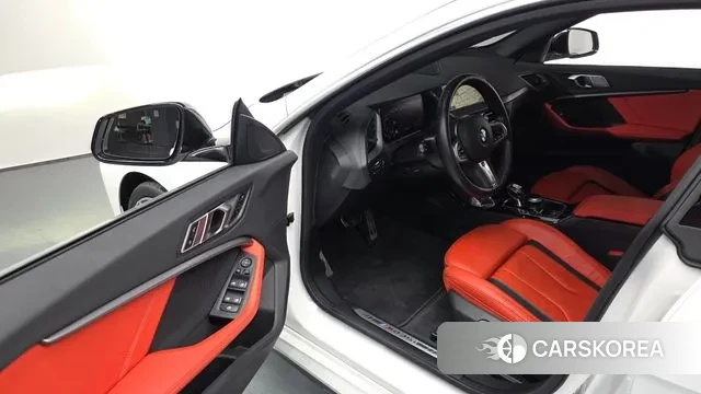 BMW 2 Series Gran Coupe (F44) 2023 Белый из Кореи, фото 2