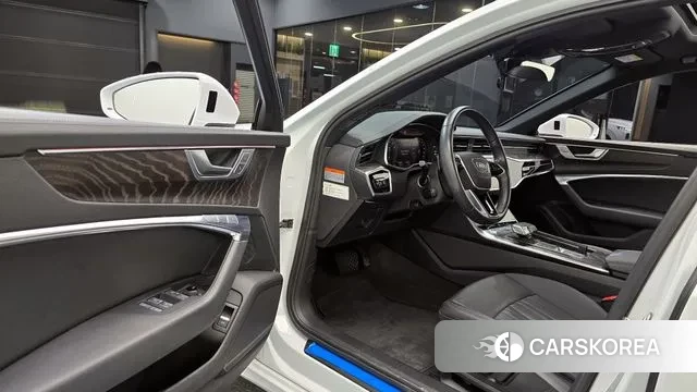 Audi A6 (C8) 2020 Белый из Кореи, фото 2