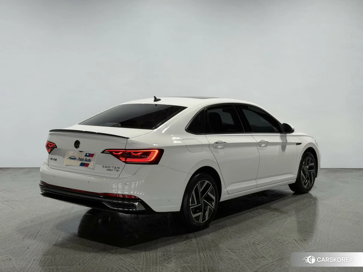 Volkswagen Sagitar 2022 Белый из Китая, фото 2