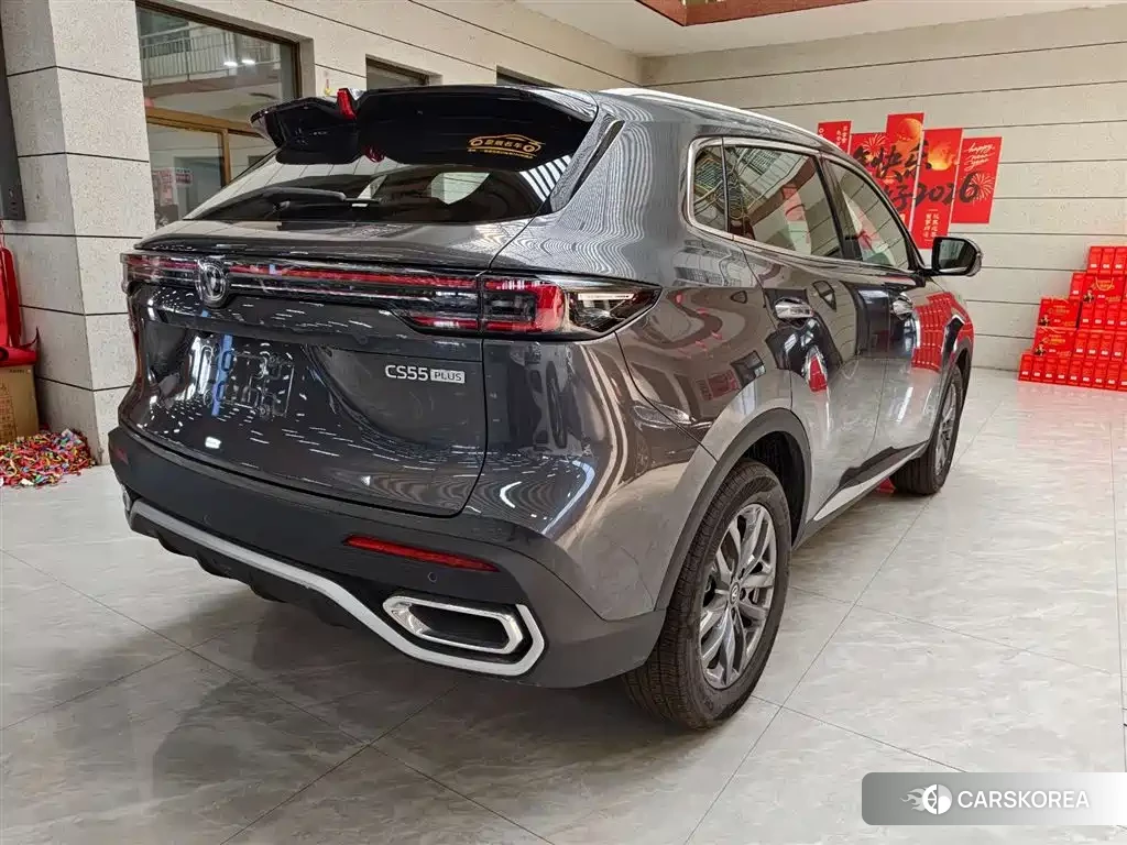 Chang'an Changan CS55PLUS 2026 Silver/gray из Китая, фото 2