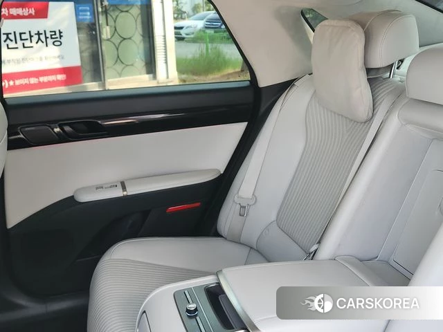 Hyundai Grandeur (GN7) 2023 Серый из Кореи, фото 2