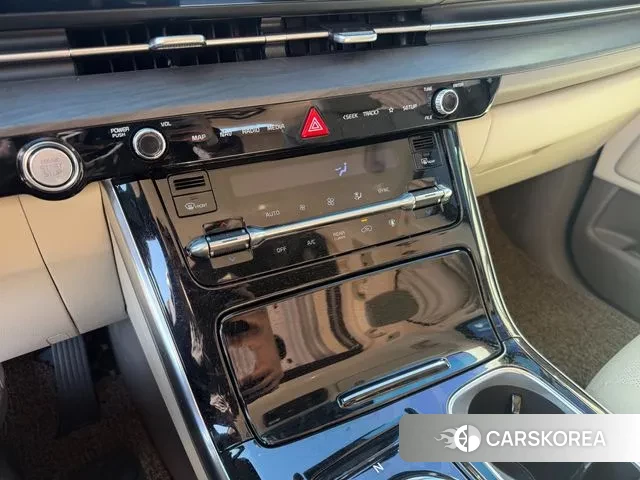 Kia Carnival 4th generation 2023 Белый из Кореи, фото 2