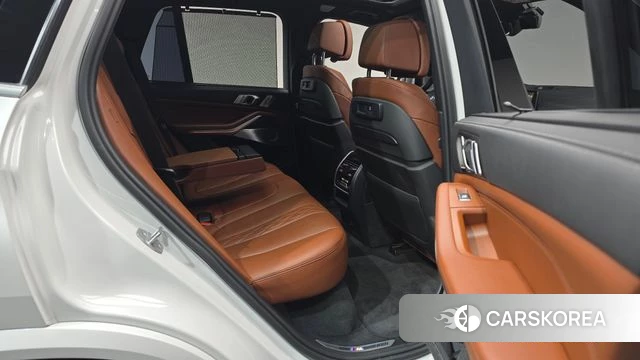 BMW X5 (G05) 2023 Белый из Кореи, фото 2