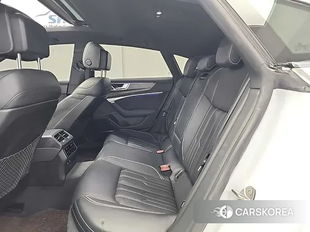 Audi A7 (4K) 2021 Белый из Кореи, фото 2