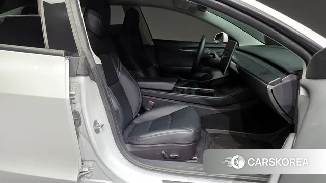 Tesla Model 3 2022 Белый из Кореи, фото 2