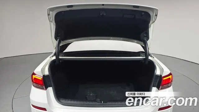 Kia The New K5 2nd generation 2019 Белый из Кореи, фото 2