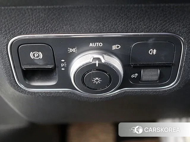 Mercedes-Benz GLB-Class X247 2024 Белый из Кореи, фото 2