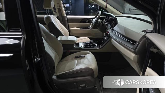 Kia Carnival 4th generation 2021 Черный из Кореи, фото 2